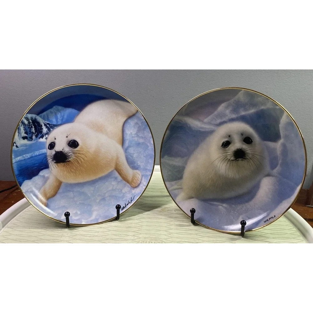 The Franklin Mint Fine Porcelain Snow Pup Limited Edition 2 Plates‎ By Wepplo 8